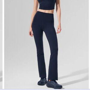 ALO -Airbrush High-Waist 7/8 Bootcut Legging NWT